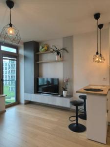 Modern Urban Retreat & Private Parking