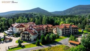 Wonder Home - Apartament Zaciszny z kominkiem i widokiem na Śnieżkę, blisko stoku, centrum i aquparku