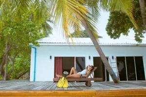 Shallow Lagoon Sunset - Rasdhoo