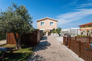 Lido Blu - Beachfront Suites & Apartments