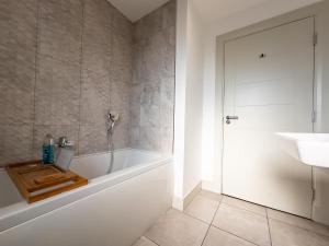 Stunning Home in Backworth Park - Pass the Keys