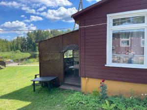 Vasaras mājiņa pie Rāznas ezera Nr 2