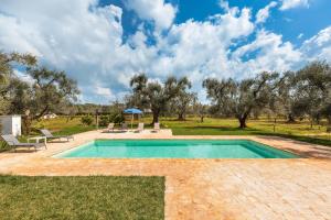 Trullo Melograno by Perle di Puglia