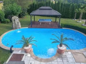 Wohlfühloase Ermreuth - 诺因基兴