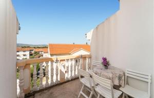 Amazing Apartment In Biograd Na Moru