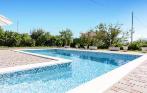 2 Bedroom Lovely Apartment In Citluk