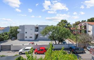 3 Bedroom Lovely Apartment In Vodice