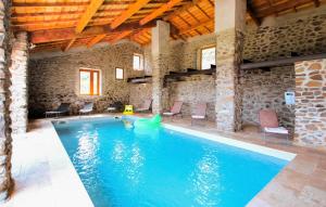 Maisons de vacances Lovely Home In Privas With Sauna : photos des chambres