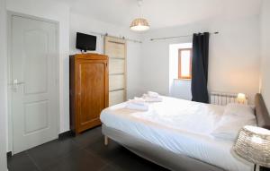Maisons de vacances Lovely Home In Privas With Sauna : photos des chambres