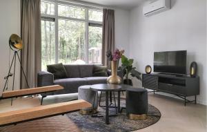 Lovely Home In Hellendoorn With Kitchen