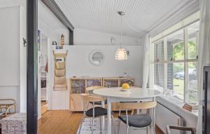 2 Bedroom Cozy Home In Faxe