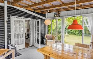 2 Bedroom Cozy Home In Faxe