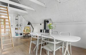 Awesome Home In Toftlund With Wifi