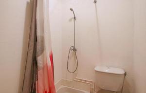 2 Bedroom Stunning Home In Burzet