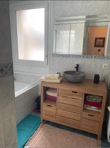 Appartements Apt 2 pieces, vue admirable, localisation exceptionnelle a 20 mn de Paris : photos des chambres