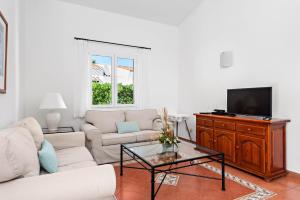 Villas Begonias by Escape Home