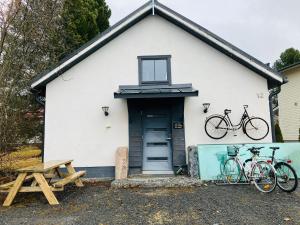 Erillistalo keskustassa