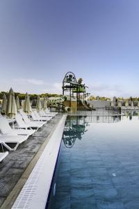 Side Moon Palace Hotel