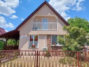 Harkály Nyaraló - 蒂萨凯奇凯