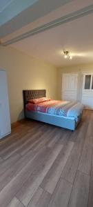 Stone Garden Apartment in the Heart of the City