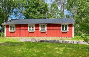 Amazing Home In Sävsjö With Kitchen