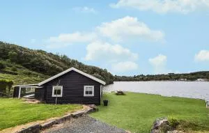 2 Bedroom Lovely Home In Haugesund - Kvalvåg