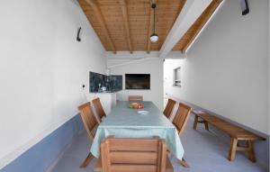 Beautiful Home In Sevid