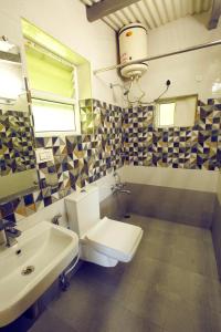 REFLECTIONS Guest House