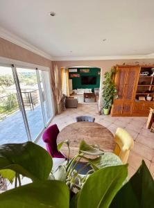 Villas Villa spacieuse avec pisicne : photos des chambres