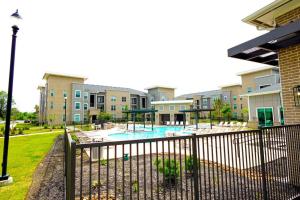 Elite Executive King Suite