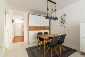 Flat White Apartment