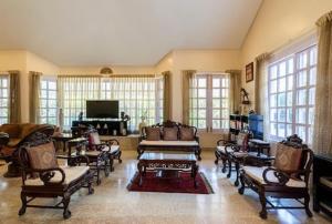 Boutique Villa by Saffron Leaf in Mussoorie Foothills with Bonfire