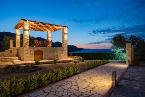 Athina Kokkari Apartments