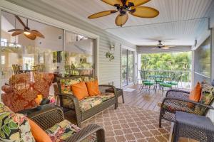 Oversized 3 Bedroom Home with Pool, Spa, Elevator