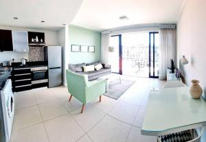 Fabulous 1-Bedroom De Waterkant Apt with WiFi and Parking