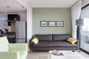 Fabulous 1-Bedroom De Waterkant Apt with WiFi and Parking