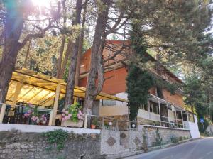 Hotel Toni Llogora