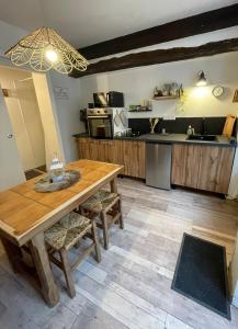 Maisons de vacances La petite maison Triplex au centre ville - Les Terres du Roy : photos des chambres