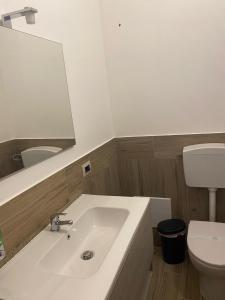 Deluxe Room (2 Adults + 1 Child)