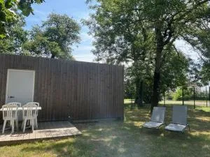 Camping de Bernadou - Le Lodge - Fronton