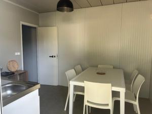 Campings Camping de Bernadou - Le Lodge : photos des chambres
