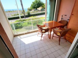 T2 + coin nuit - Mer, Piscine, Tennis, Parking à 200m des PlagesCommerces - FR-1-316-287