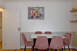 Imperial Horseferry Road Apartment