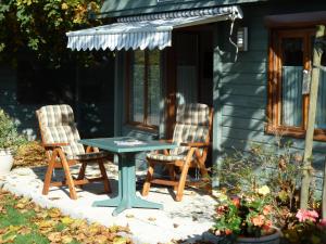 Maisons d'hotes Les Bruyeres du Mont : Chambre Double - Vue sur Jardin