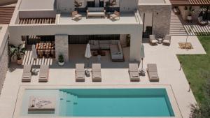 Valerozo Villas - Exclusive Beachside Experience