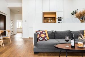 Penthouse - Heart of Cracow - Balcony - AC