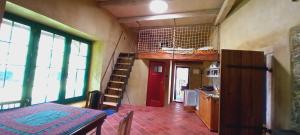 Slavonice Modletice chalupa s řekou a rybníky pro rodiny