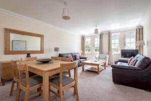 Adamson Court - No 11