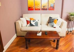 Luminoso a due passi da Piazza Bologna