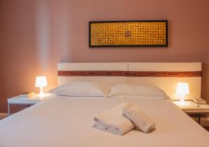 Luminoso a due passi da Piazza Bologna